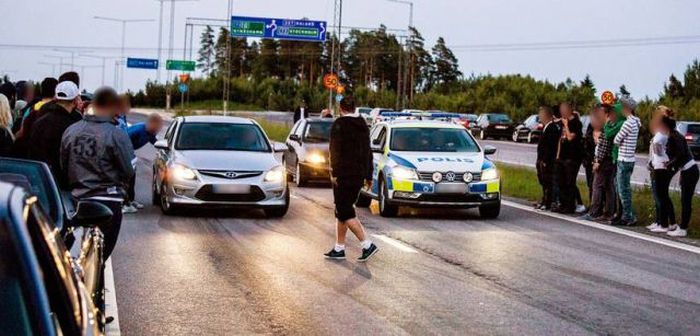 Sometimes Cops Can Be Fun Too (40 pics)