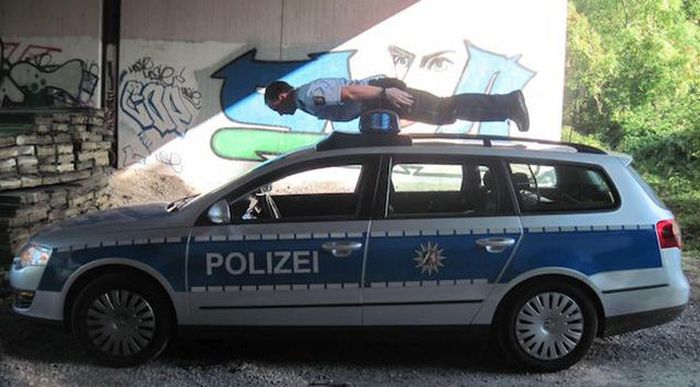 Sometimes Cops Can Be Fun Too (40 pics)