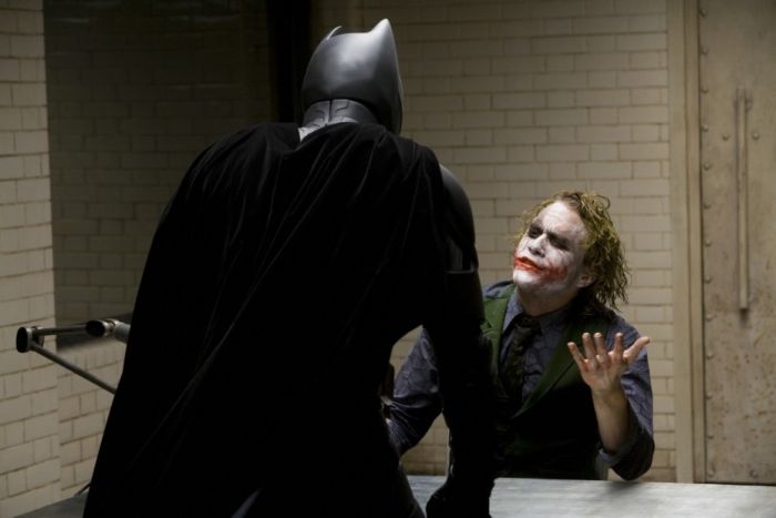 Candid Photos From The Dark Knight Interrogation Scene (32 pics)