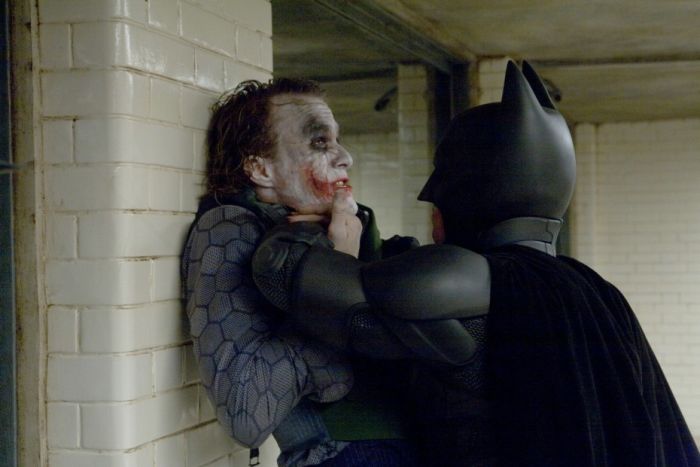 Candid Photos From The Dark Knight Interrogation Scene (32 pics)