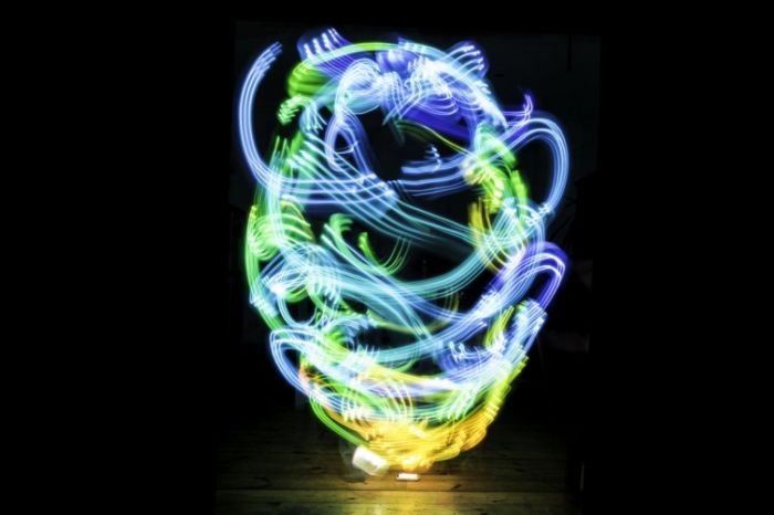 Amazing Images Show How Wi-Fi Works (8 pics)