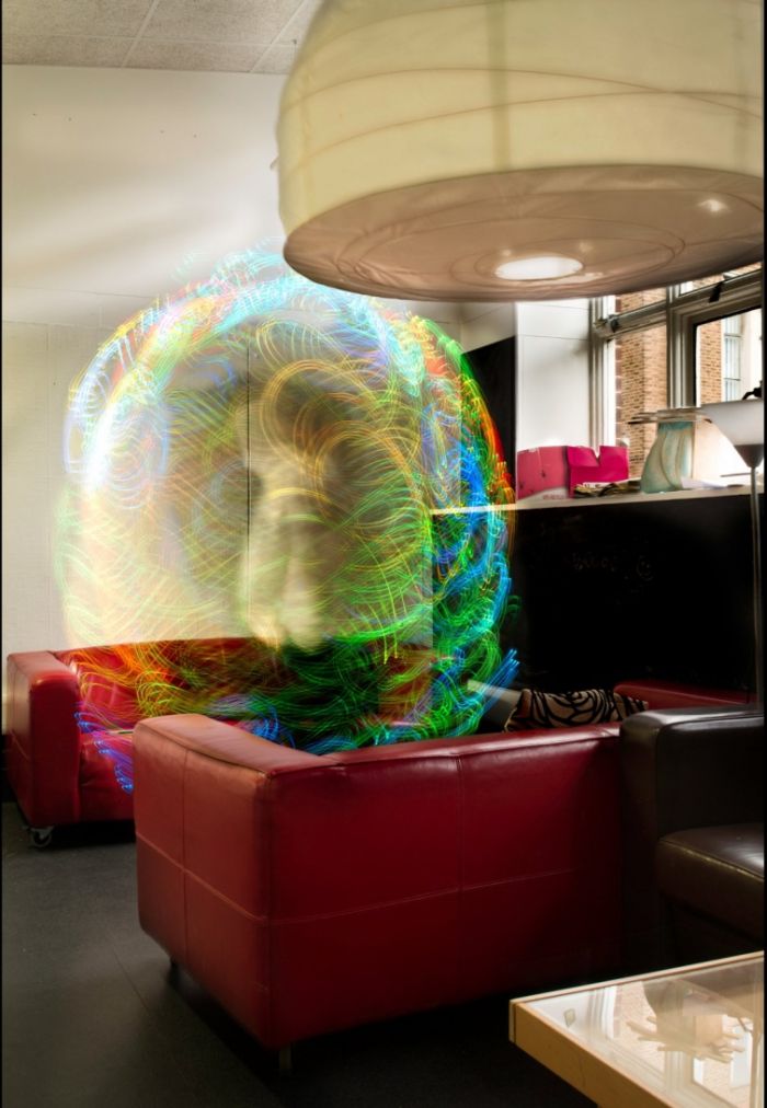 Amazing Images Show How Wi-Fi Works (8 pics)