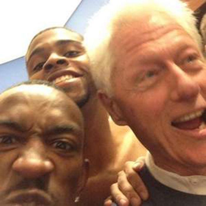 Bill Clinton Is The Commander In Chief Of Selfies (18 pics)