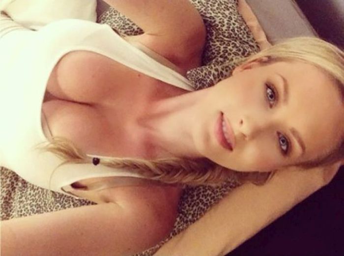 These Beautiful Busty Women Will Brighten Up Your Day (57 pics)
