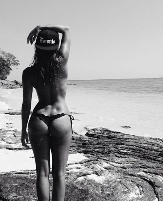The Most Perfect Butts On The Planet (71 pics)