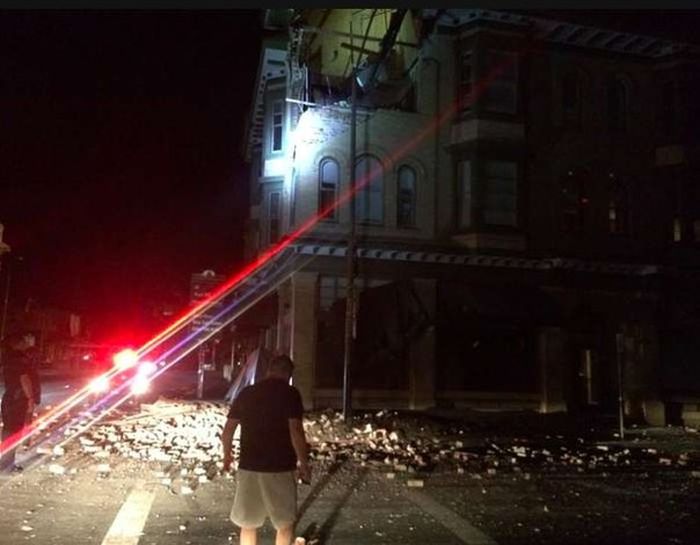 Up Close And Personal With A Napa Earthquake (25 pics)