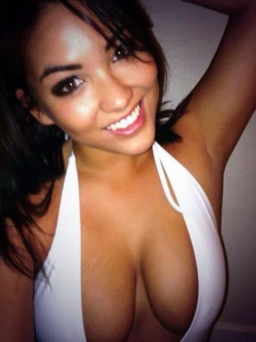 Hot Asian Girls (50 pics)