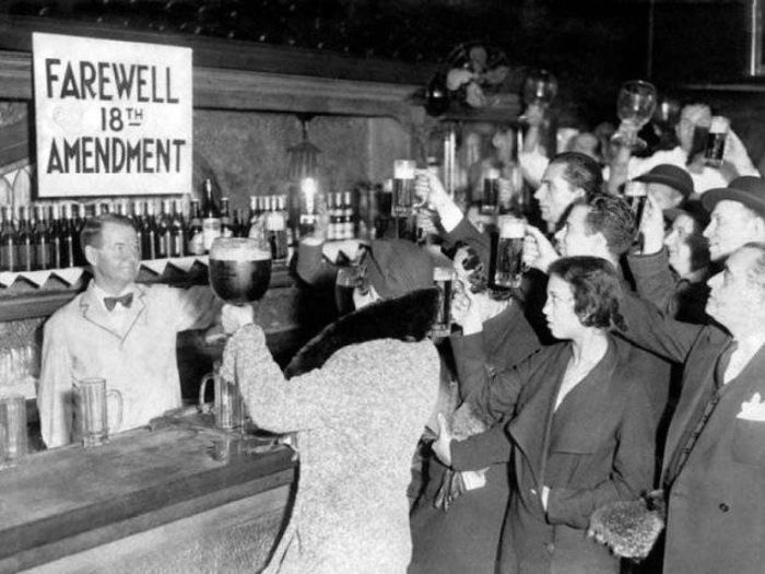 Historic Photos From The Prohibition Era (20 pics)