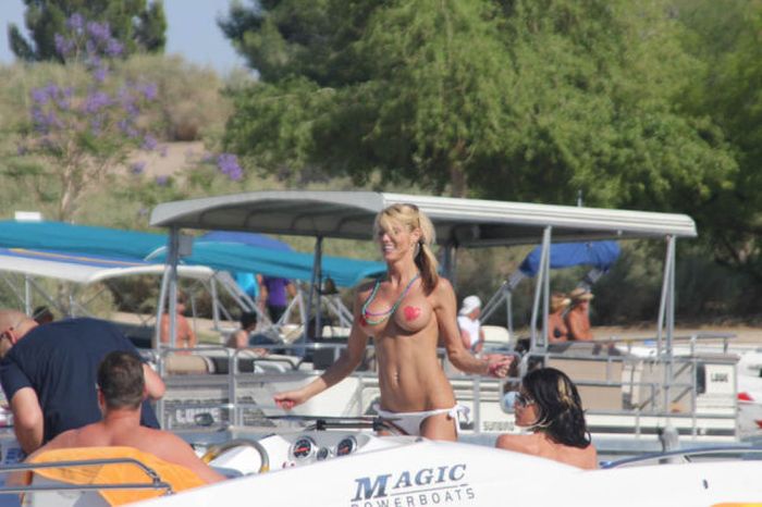 Welcome to Lake Havasu (67 pics)