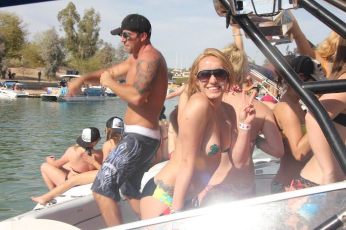 Welcome to Lake Havasu (67 pics)