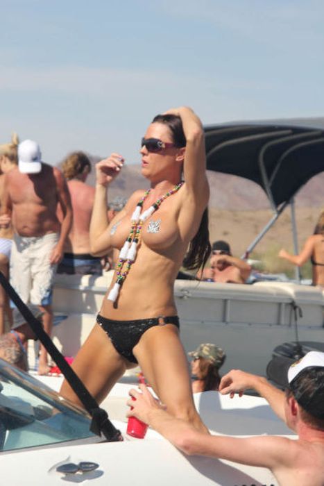 Welcome to Lake Havasu (67 pics)