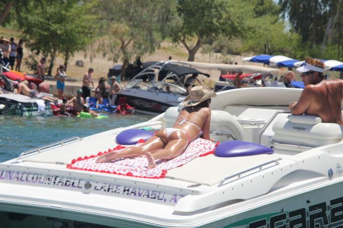 Welcome to Lake Havasu (67 pics)