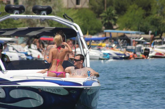 Welcome to Lake Havasu (67 pics)