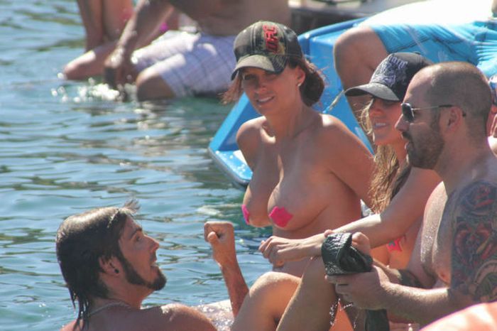 Welcome to Lake Havasu (67 pics)