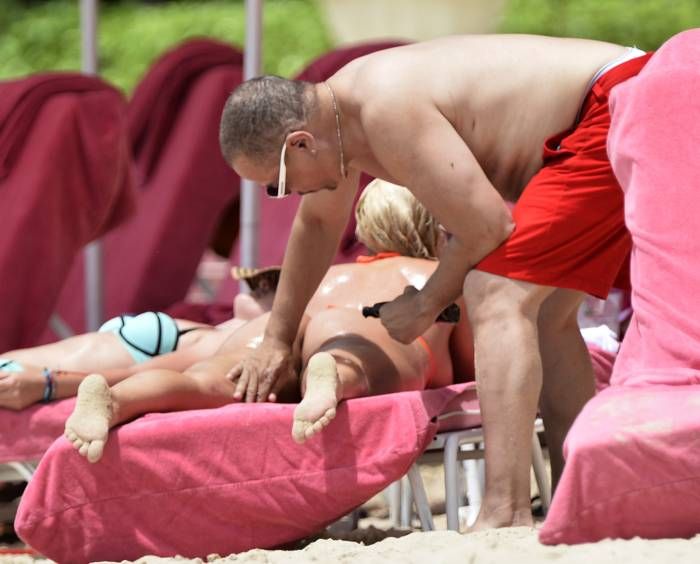 Ice-T Takes A Vacation With Coco Austin (21 pics)