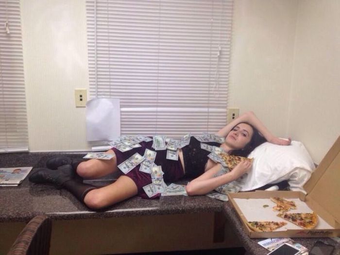 Acid Picdump (96 pics)