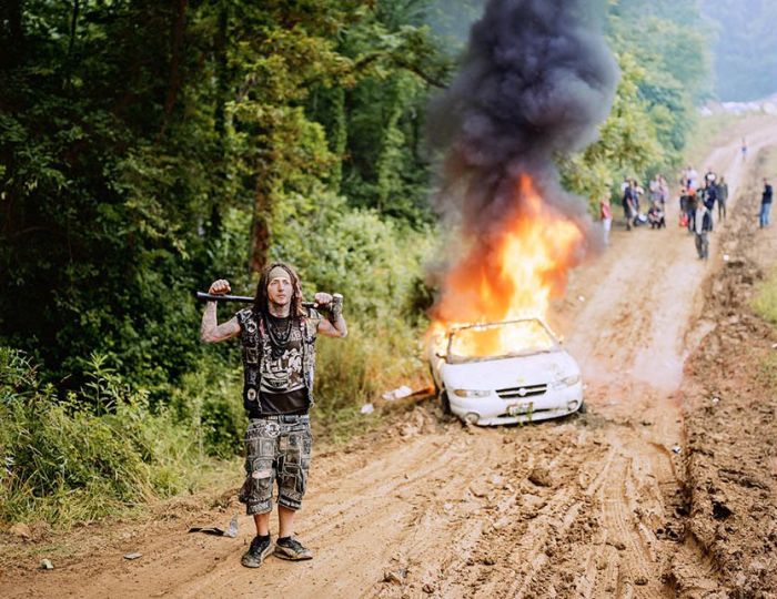 Anarchist Group Leviathan Lives In Their Own World (25 pics)