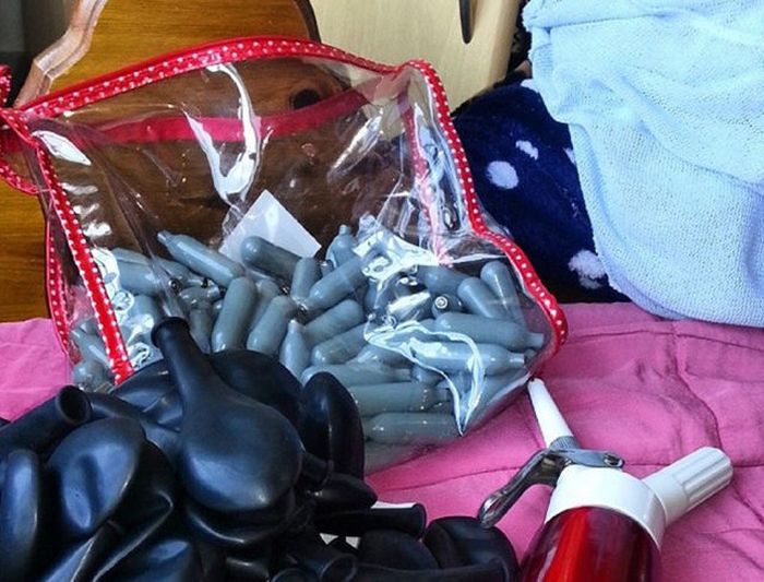 British Teens Consume Laughing Gas (42 pics)