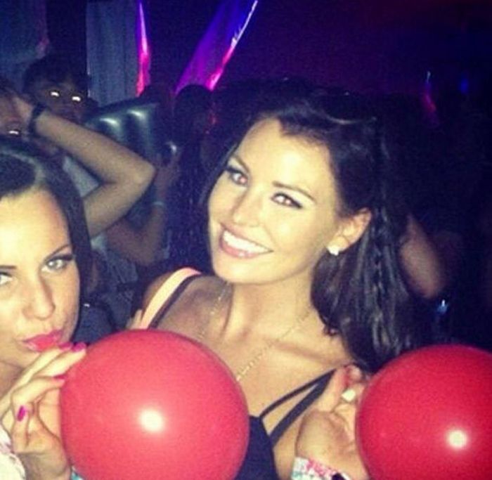 British Teens Consume Laughing Gas (42 pics)