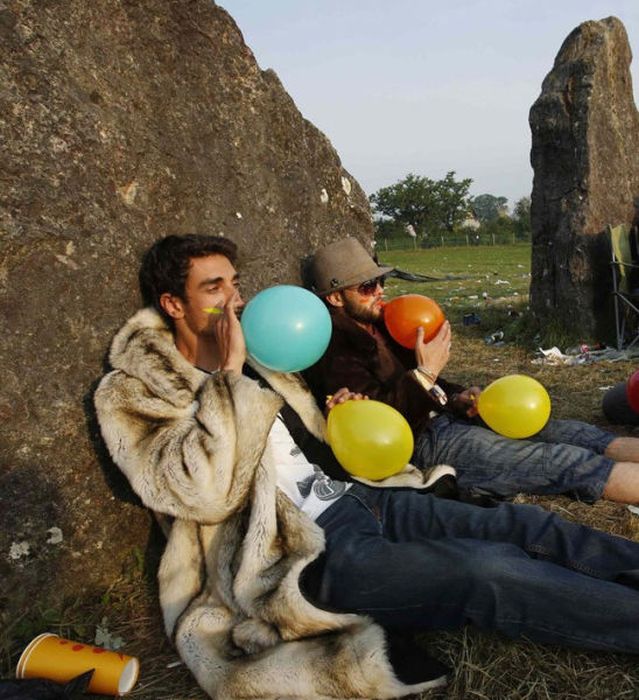 British Teens Consume Laughing Gas (42 pics)