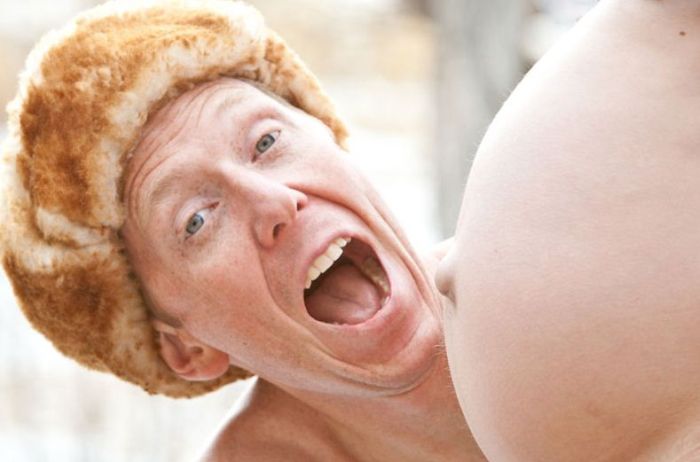 The Most Awkward Pregnancy Photos Ever (26 pics)