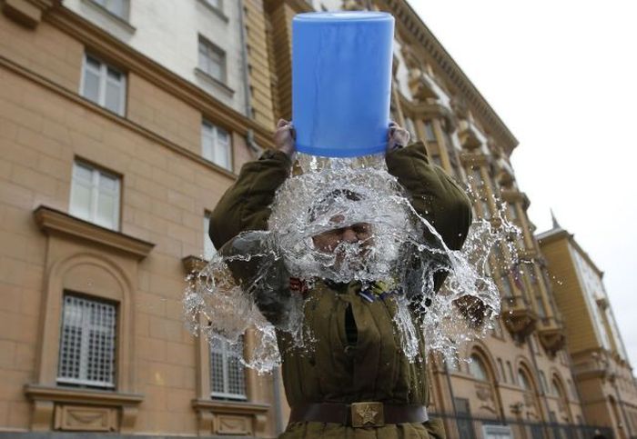 Acid Picdump (110 pics)