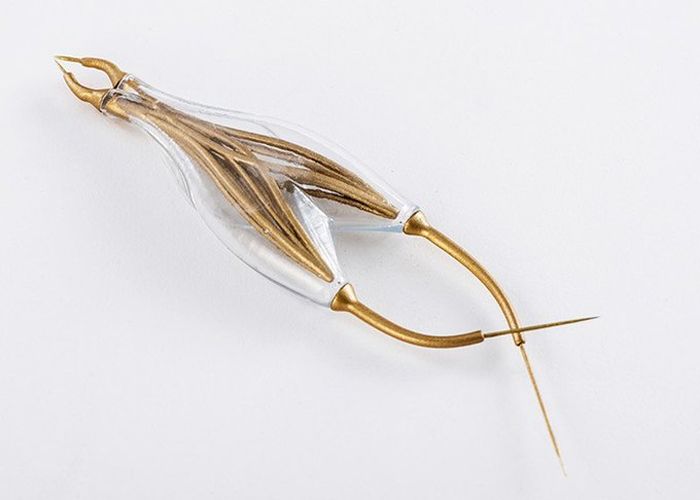 Naomi Kizhner's Jewelry Uses Energy From Your Body (7 pics)