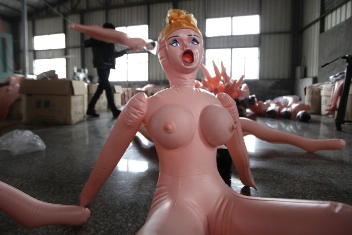 The Inside Of A Chinese Sex Toy Factory (17 pics)