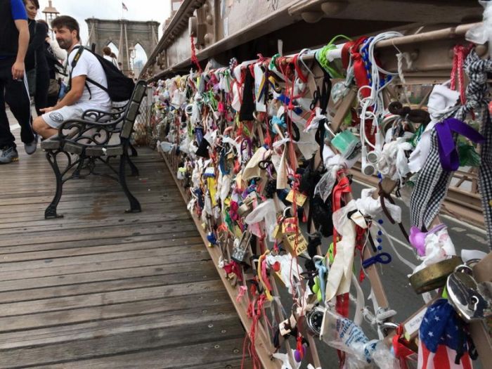People Are Leaving Something Odd At The Brooklyn Bridge (8 pics)