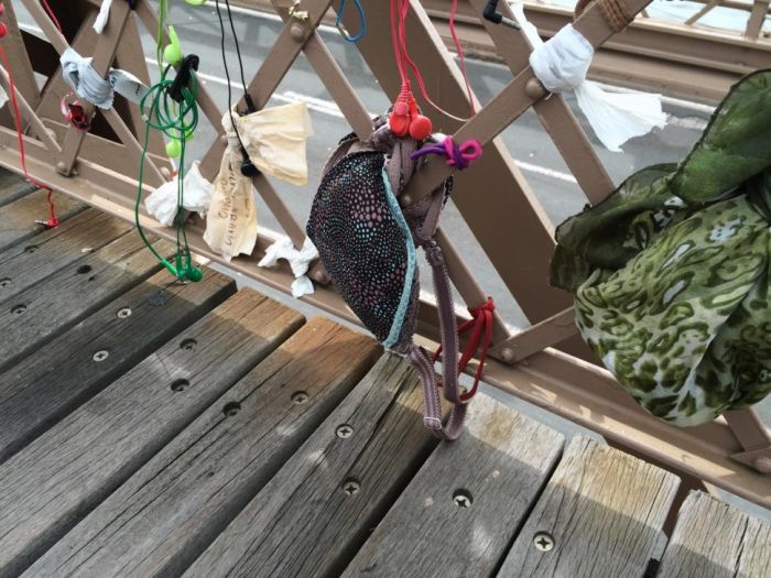 People Are Leaving Something Odd At The Brooklyn Bridge (8 pics)