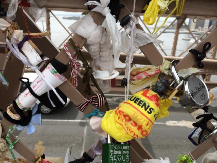 People Are Leaving Something Odd At The Brooklyn Bridge (8 pics)