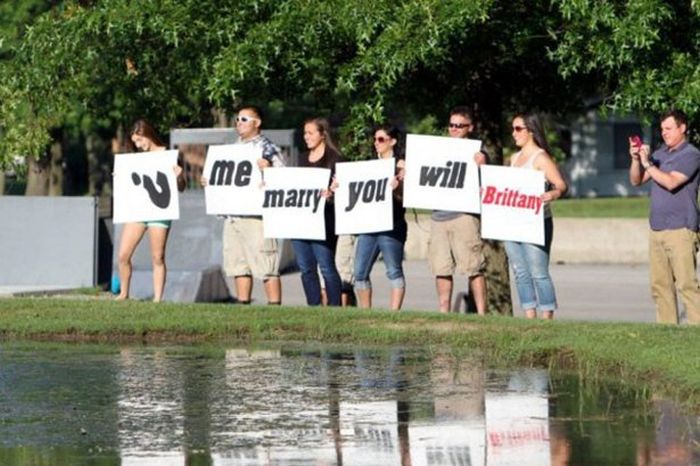 These May Be The Worst Marriage Proposals Ever (23 pics)