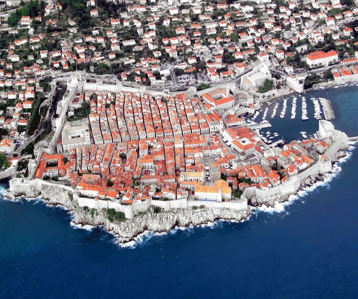 A Bird's Eye View Of The World's Most Beautiful Places (29 pics) A Bird's Eye View Of The World's Most Beautiful Places (29 pics)