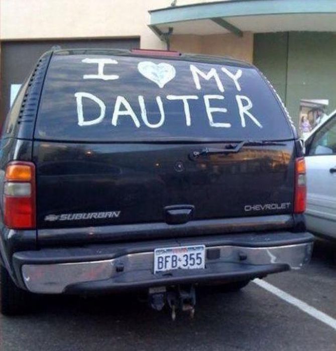 Good Examples Of Why Grammar And Spelling Matter (25 pics)