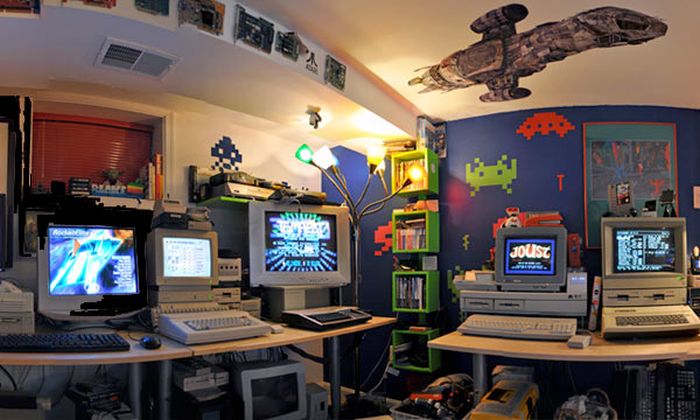 These Man Caves Are Simply Epic (26 pics)