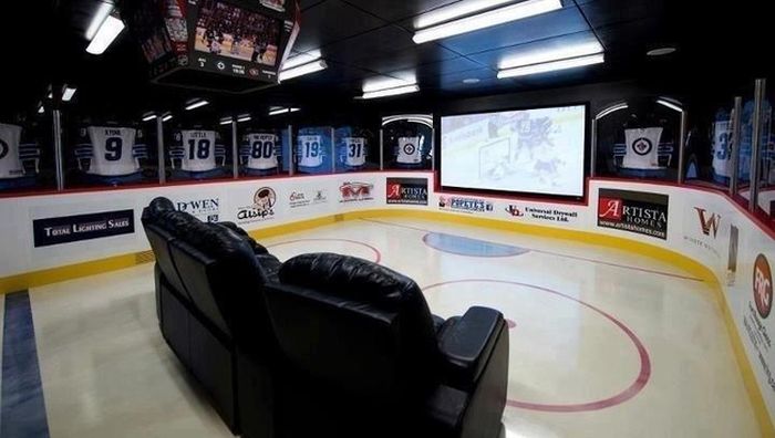 These Man Caves Are Simply Epic (26 pics)