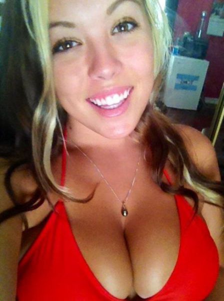 Busty Beautiful Babes Are The Best (68 pics)