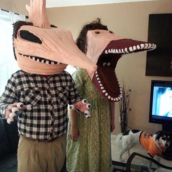 Epic Two Person Halloween Costumes (40 pics)