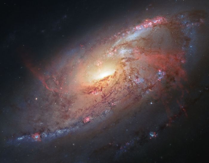 Amazing Photos Of Space From The Hubble Telescope (98 pics)