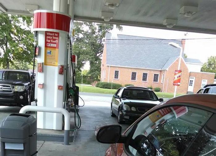 If You Do These Things You're Definitely A Jerk (48 pics)