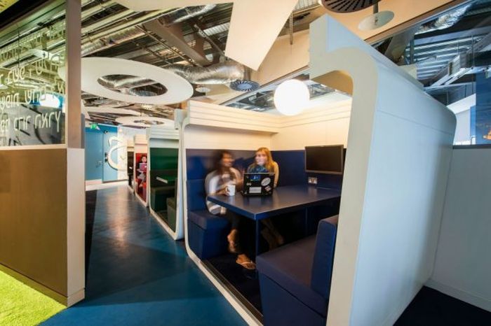 An Inside Look At Google's Dublin Office (75 pics)