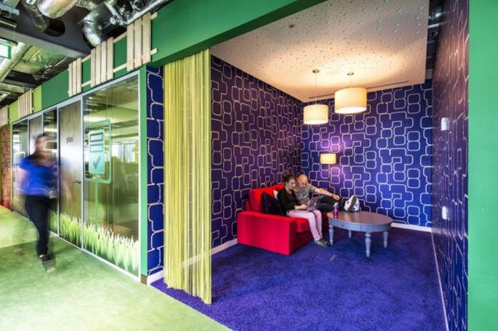 An Inside Look At Google's Dublin Office (75 pics)