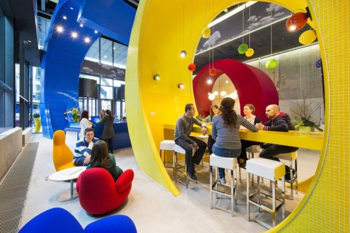 An Inside Look At Google's Dublin Office (75 pics)