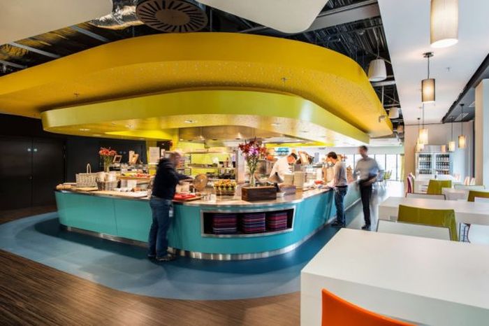 An Inside Look At Google's Dublin Office (75 pics)