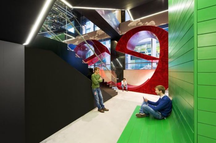 An Inside Look At Google's Dublin Office (75 pics)