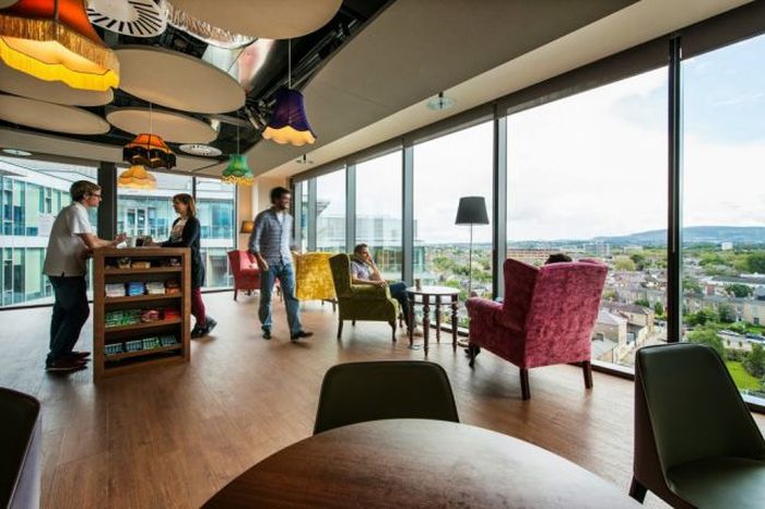 An Inside Look At Google's Dublin Office (75 pics)