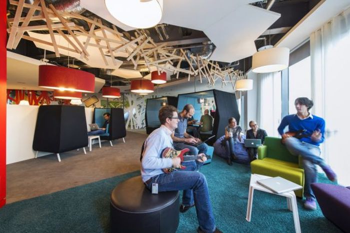 An Inside Look At Google's Dublin Office (75 pics)