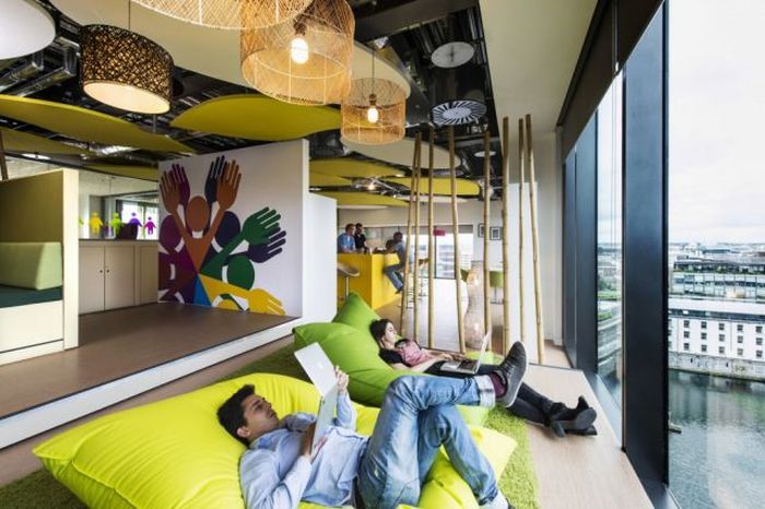 An Inside Look At Google's Dublin Office (75 pics)