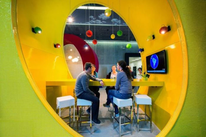 An Inside Look At Google's Dublin Office (75 pics)