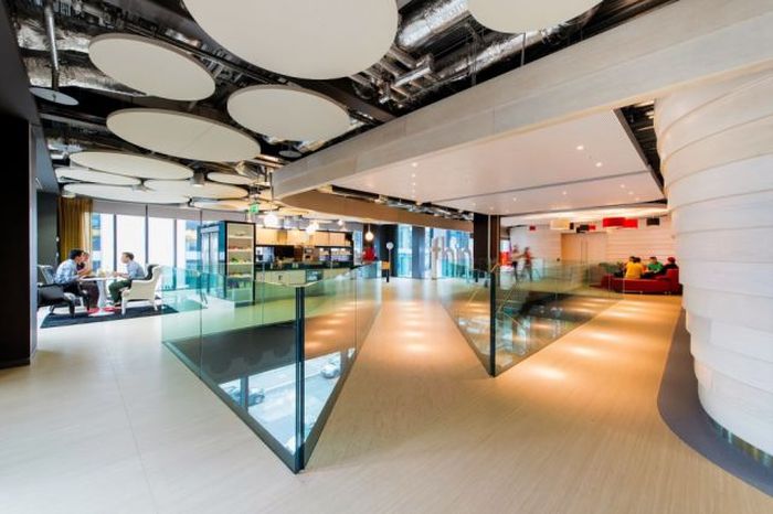 An Inside Look At Google's Dublin Office (75 pics)